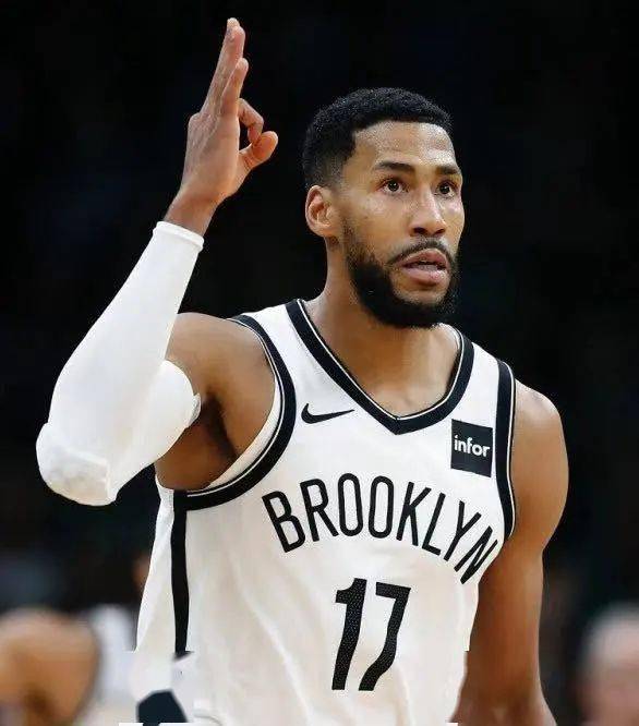  热火顶薪续约阿德巴约五年合约  